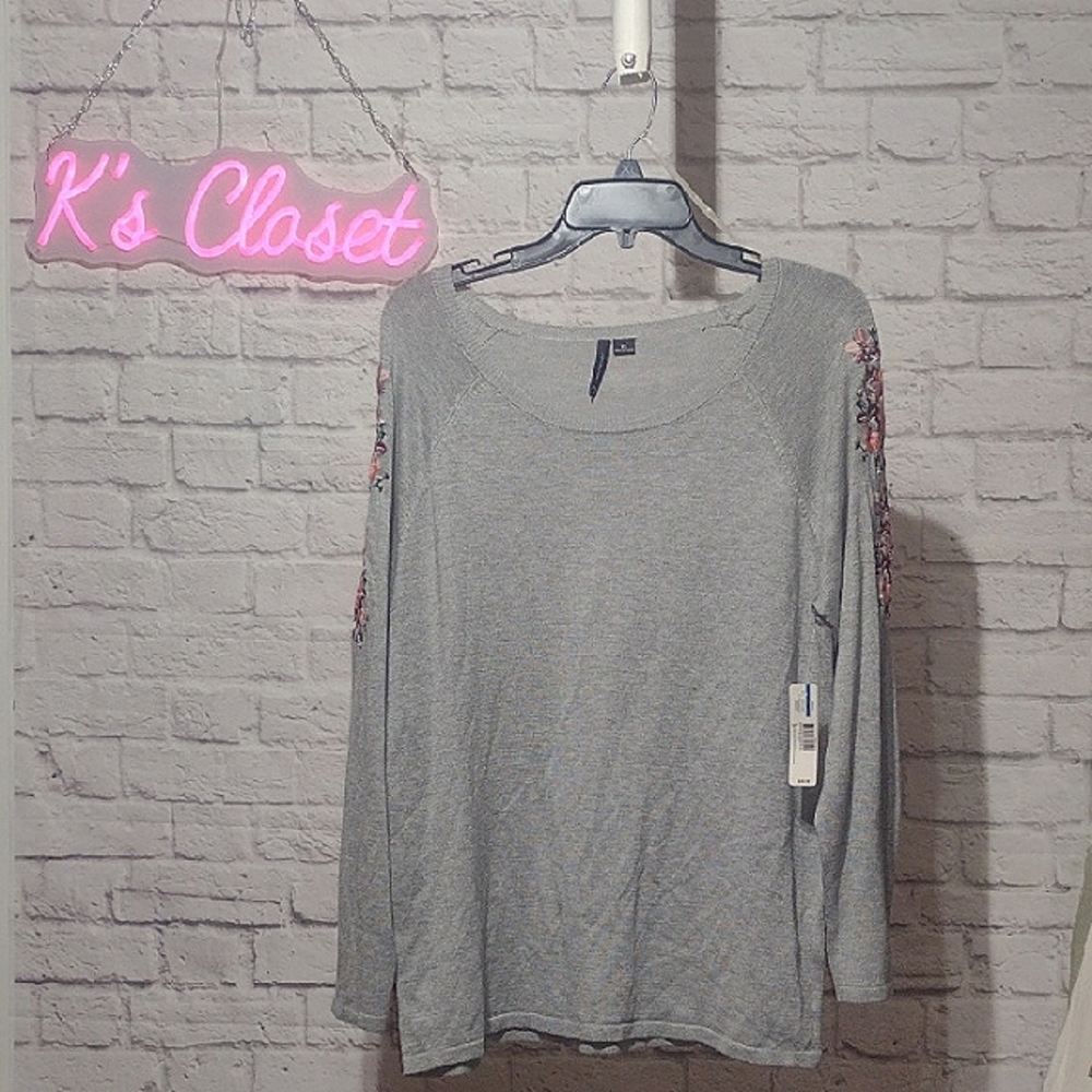 New Directions NWT Gray Long Sleeve Women's Top XL
